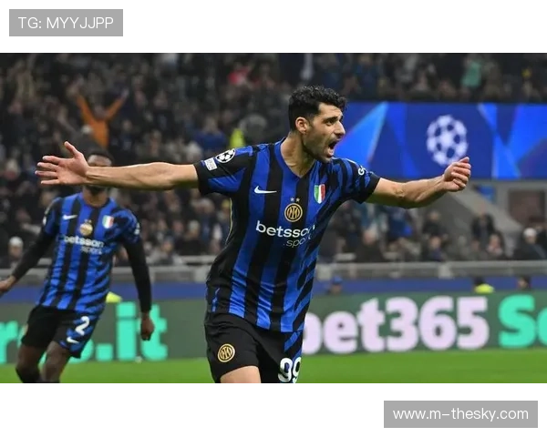 奥林匹亚科斯需胜波尔图，保留出线希望